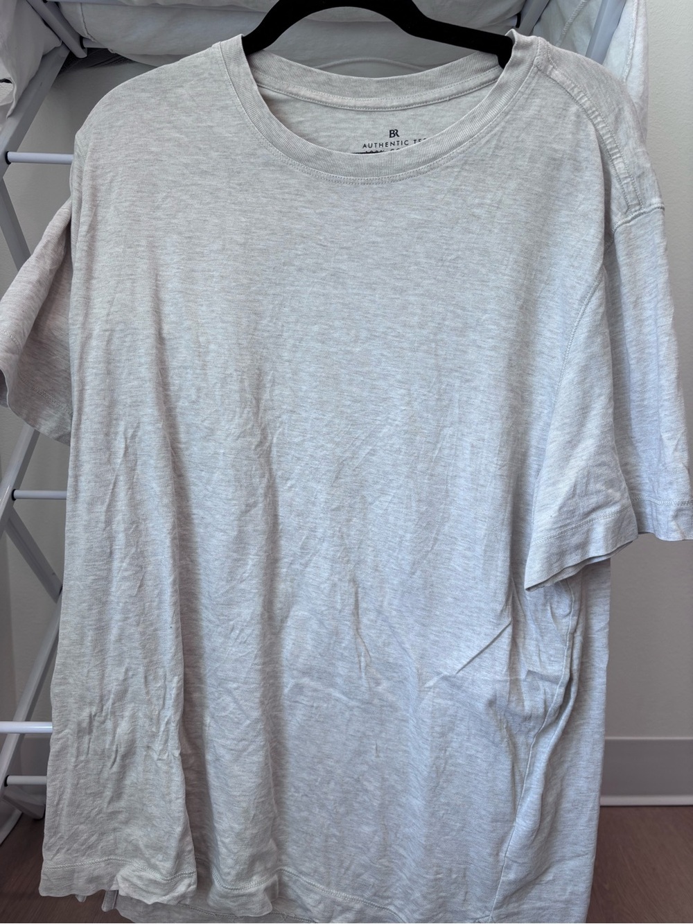 Banana Republic Light Heather Gray Short Sleeve Crewneck Tee